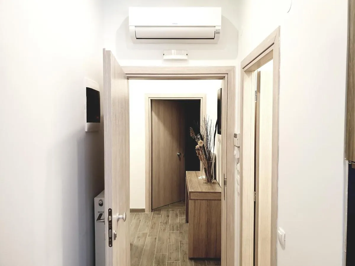 Eantos Studios And Suites Peraía