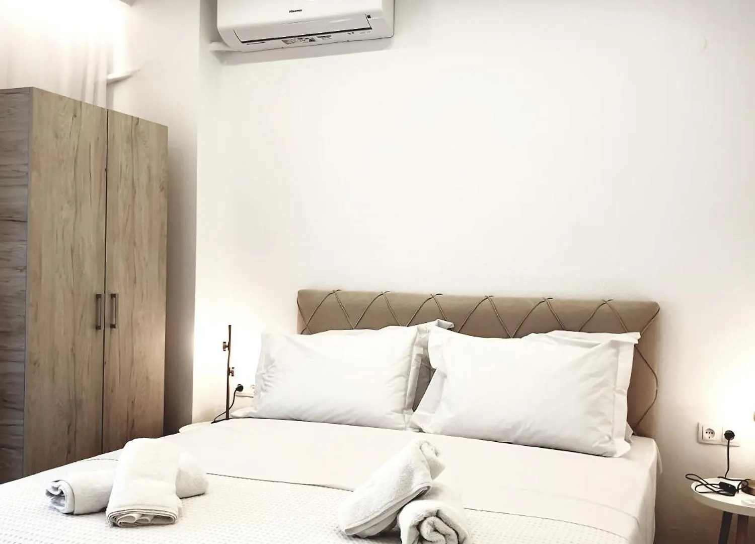 Appartamento Eantos Studios And Suites Peraía