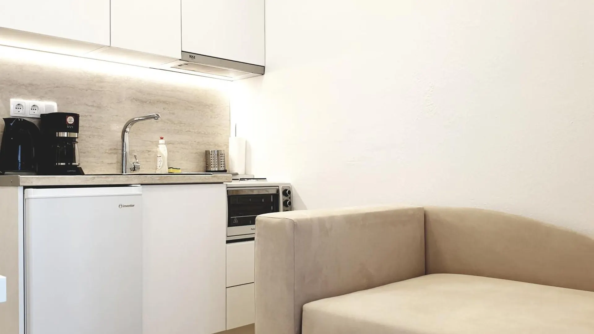 Eantos Studios And Suites Peraía 0*,  Grecia