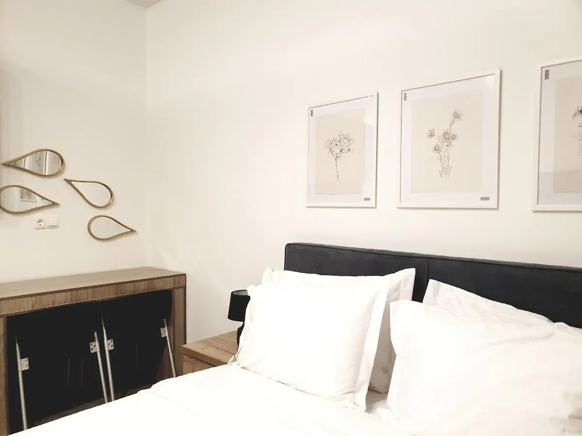 Eantos Studios And Suites Peraia  Peraia (Thessaloniki)