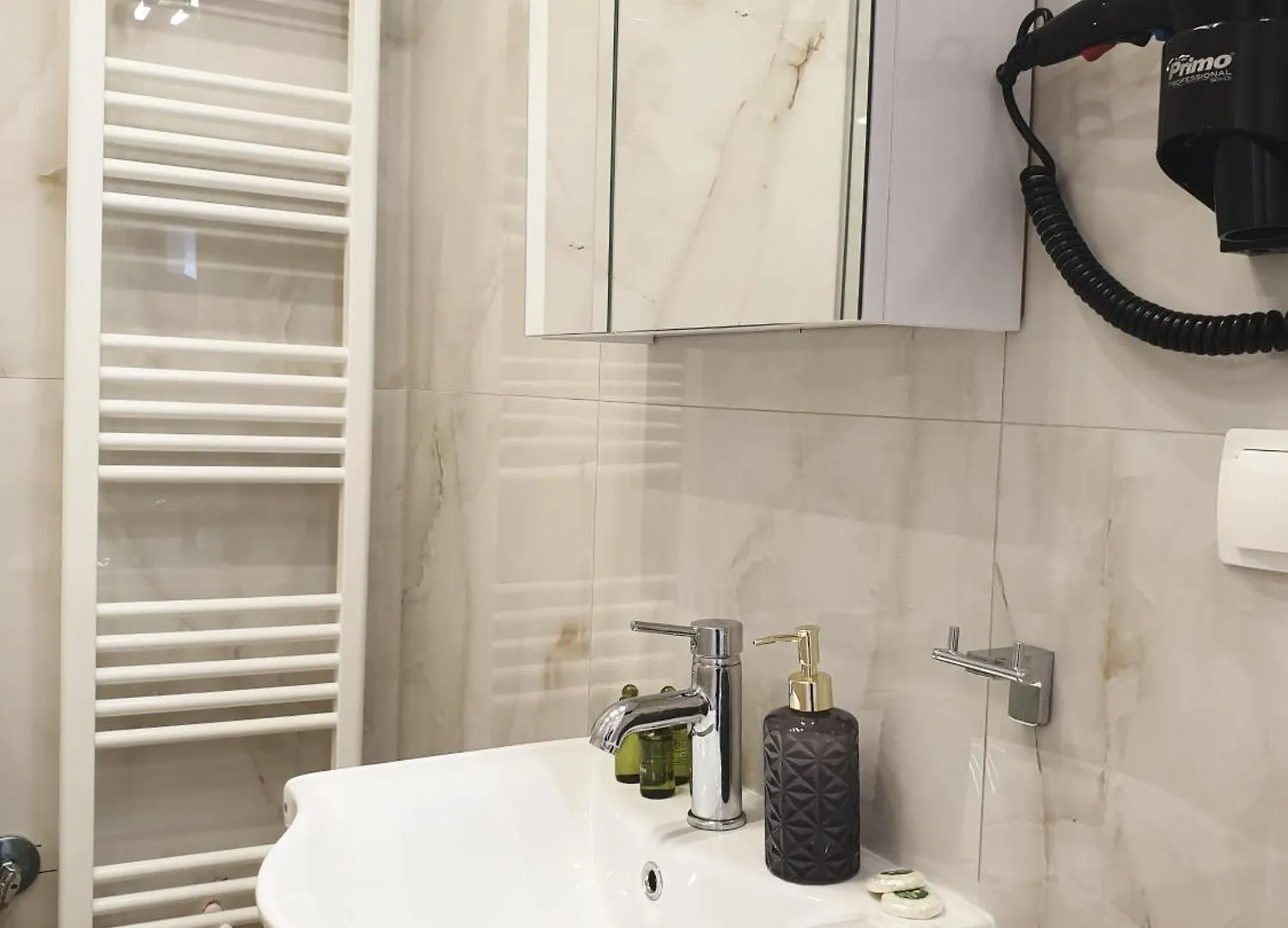 Eantos Studios And Suites Peraia  Apartment