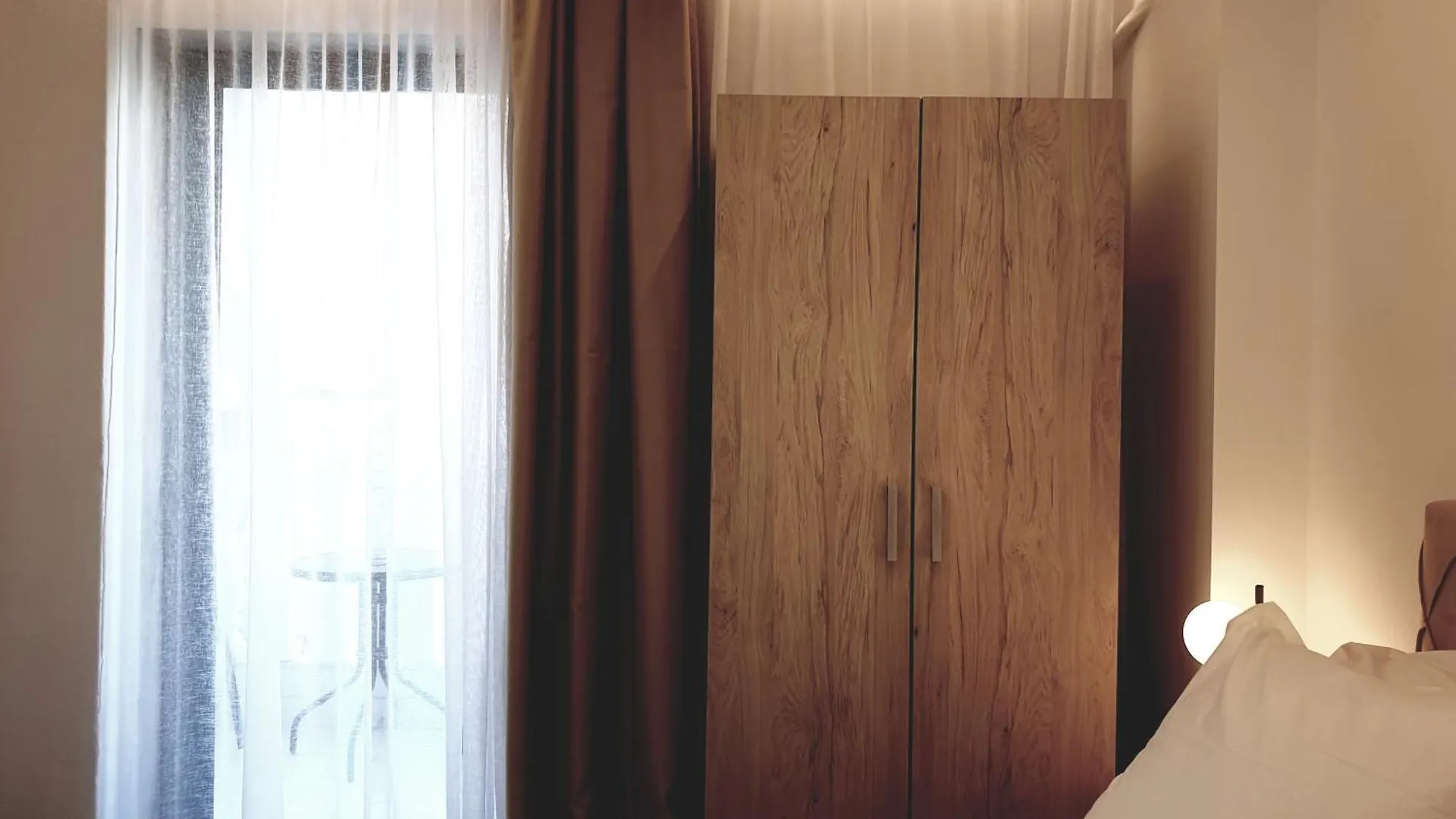 Eantos Studios And Suites Peraia  0*, Peraia (Thessaloniki)
