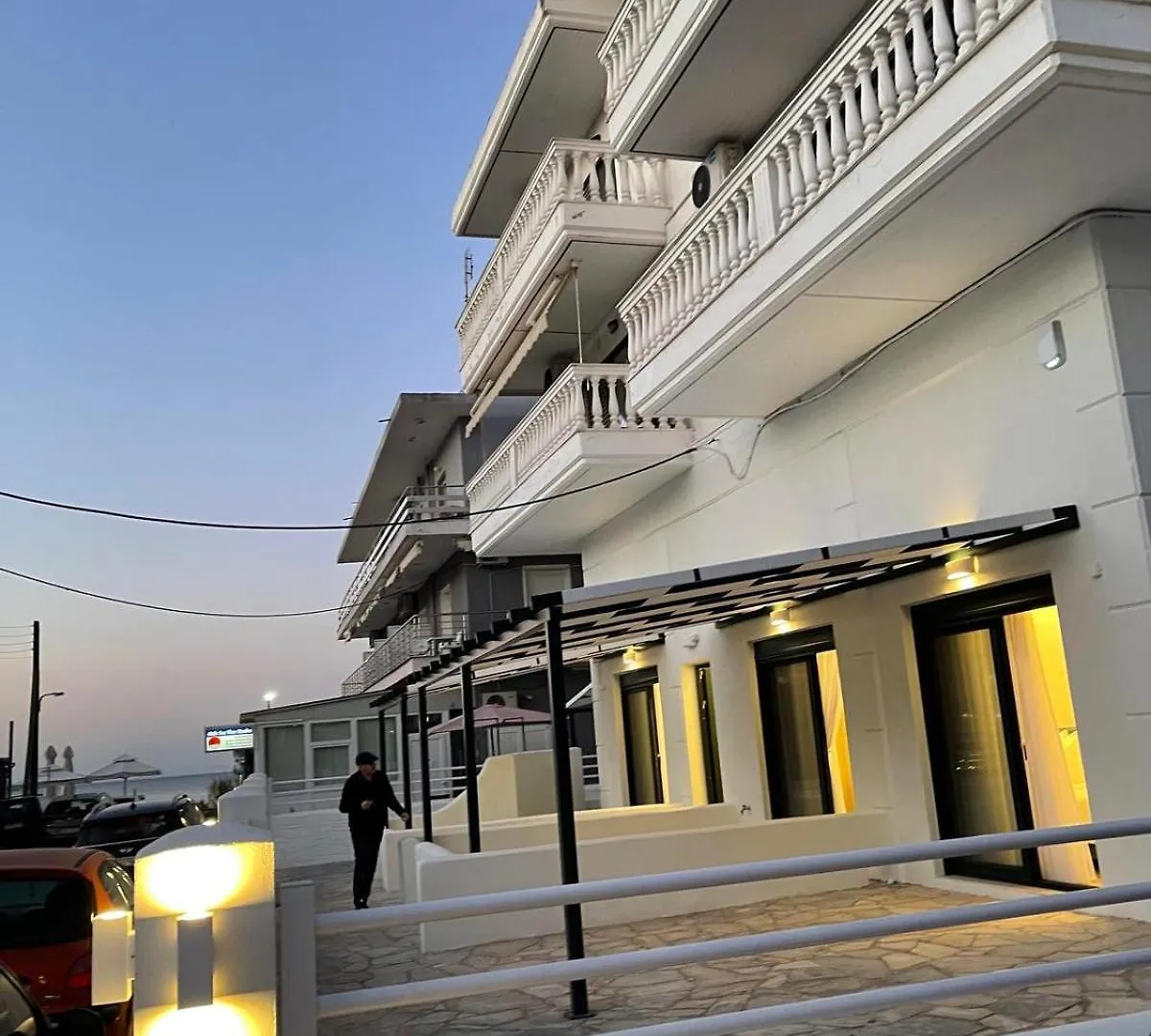 Eantos Studios And Suites Peraia  Apartment
